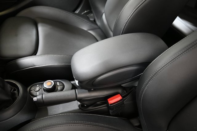 Used 2018 MINI Cooper S image 22