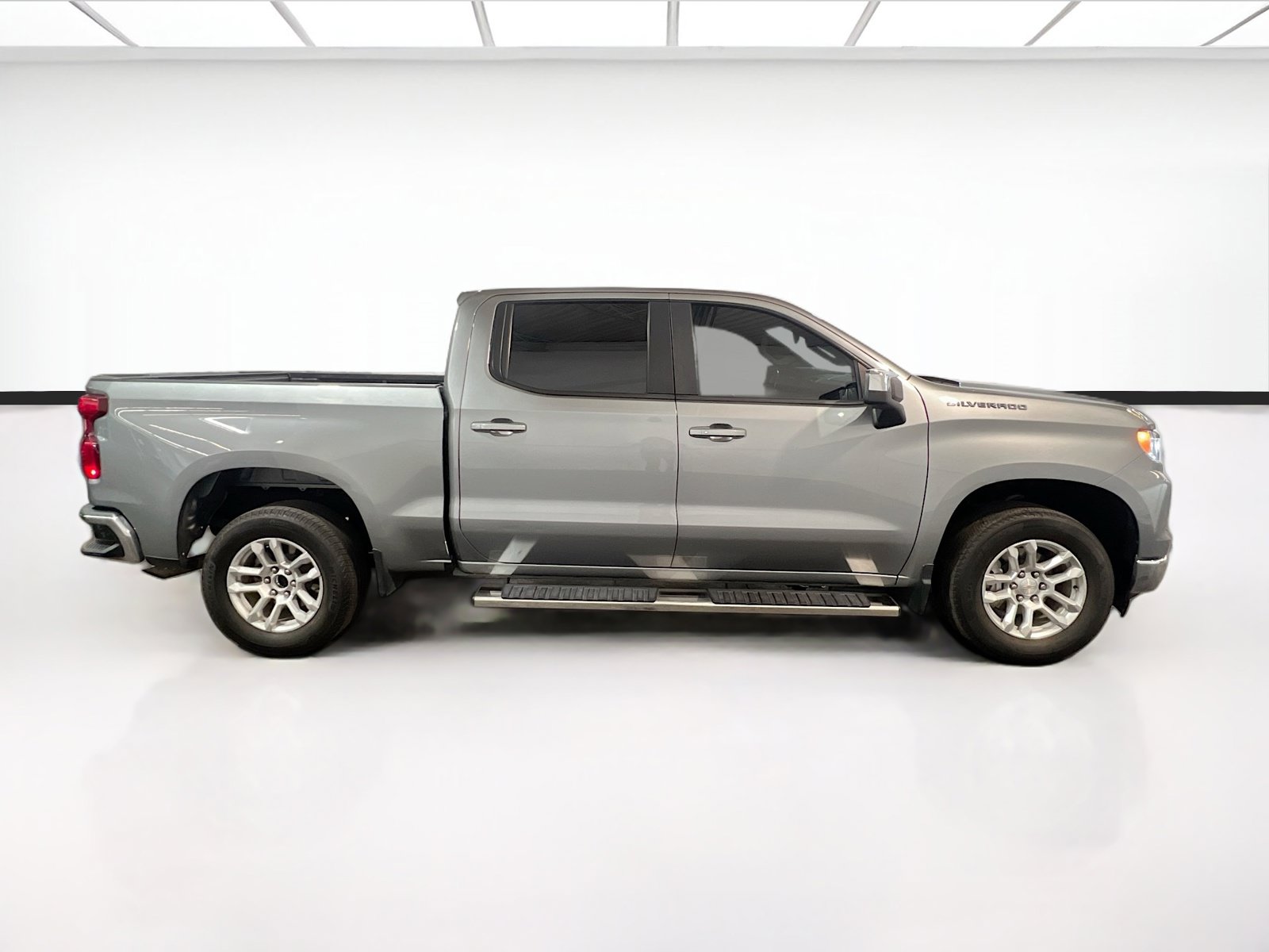 Used 2023 Chevrolet Silverado 1500 LT RWD image 22