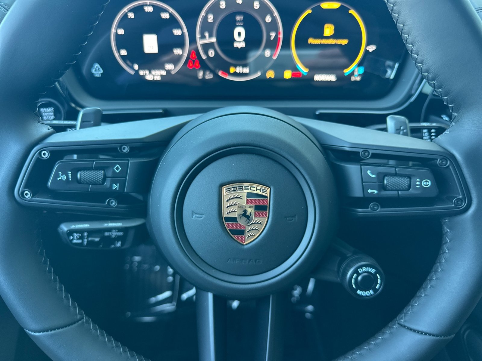 New 2026 Porsche Cayenne GTS AWD/4WD image 15