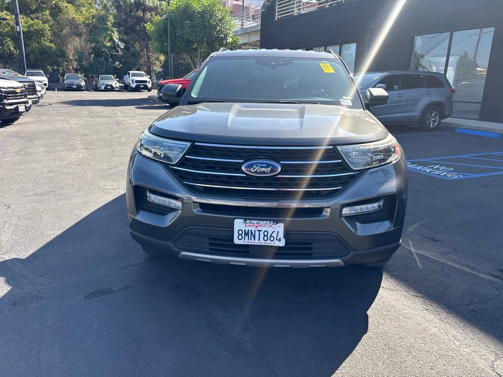 Used 2020 Ford Explorer XLT w/ Equipment Group 202A RWD image 9