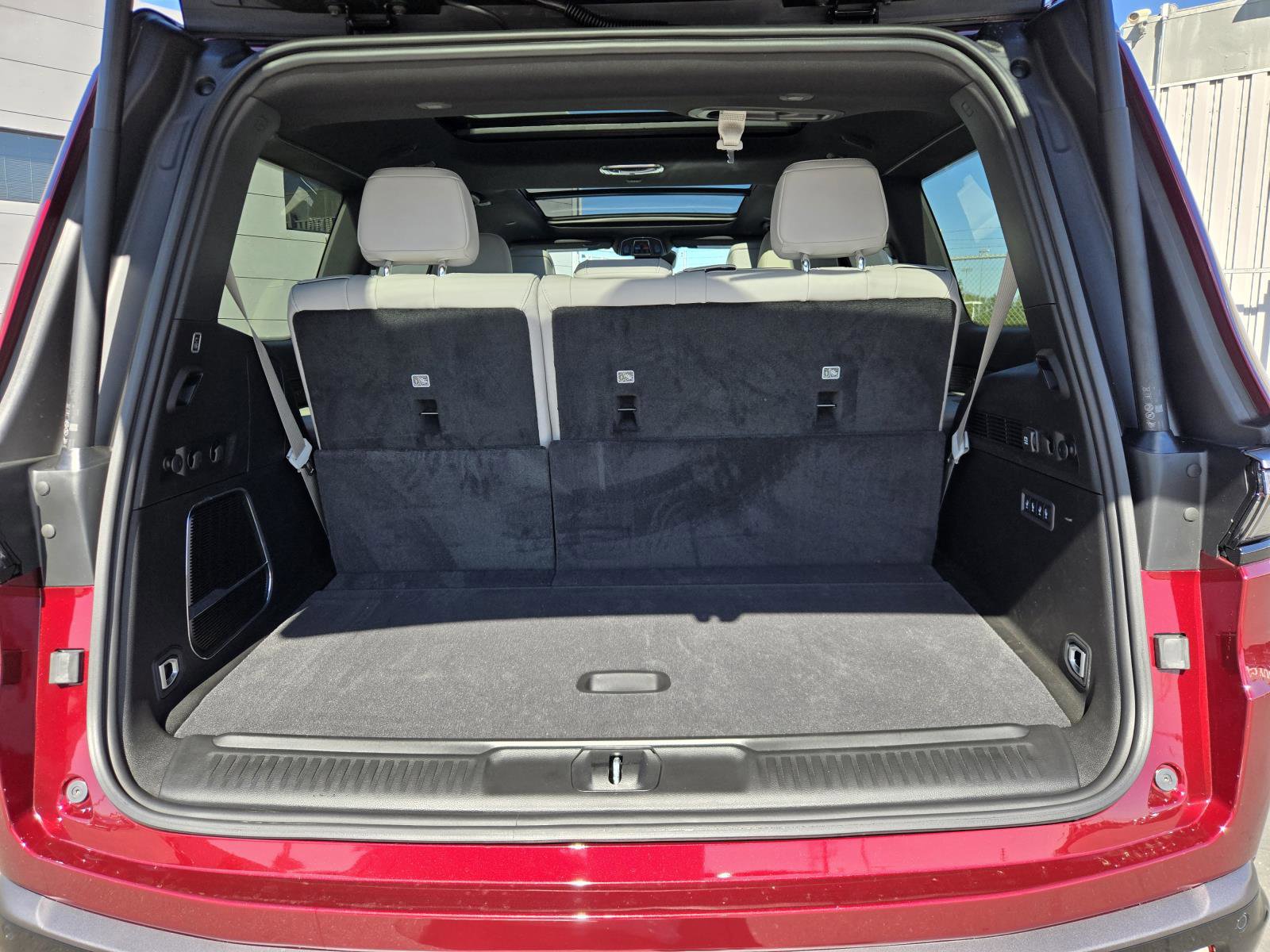 New 2026 Jeep Grand Wagoneer 2WD w/ Premium Group I image 30