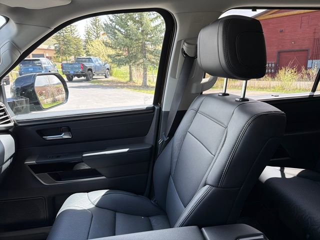 Used 2024 Toyota Sequoia Limited w/ TRD Off-Road Package AWD/4WD image 31