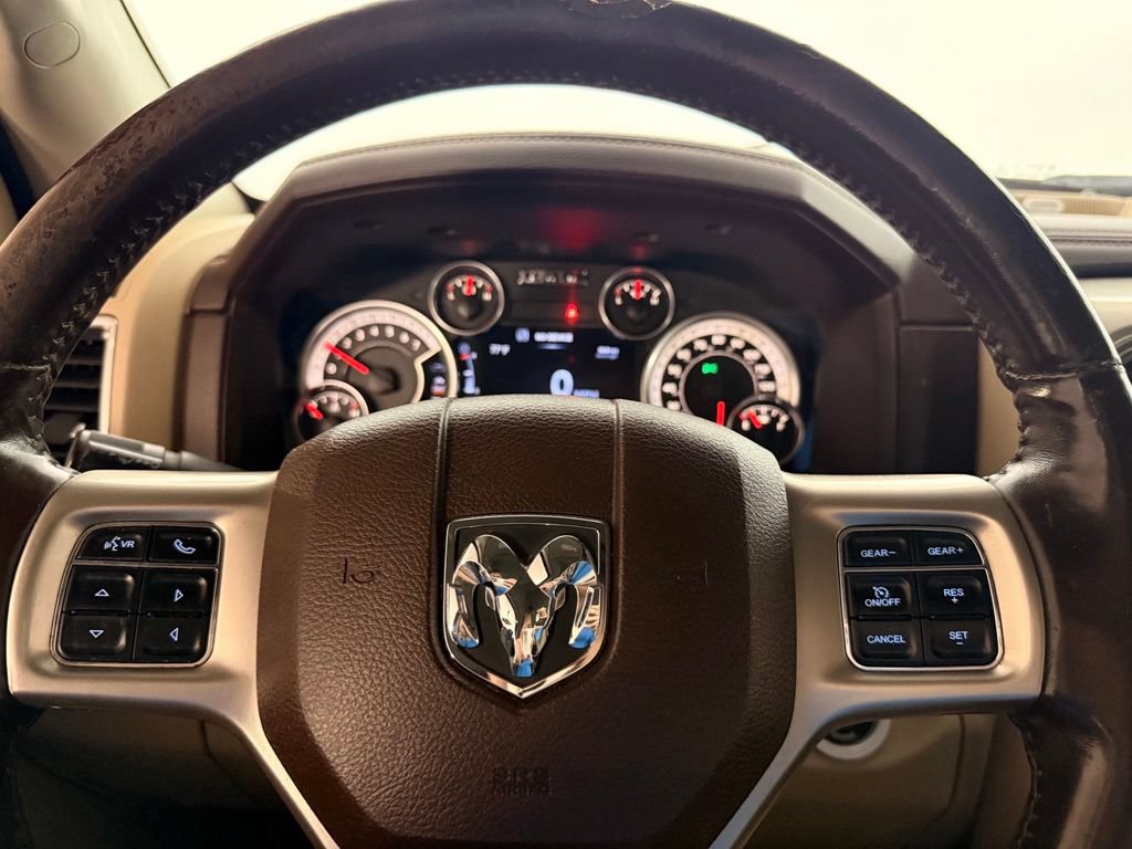 Used 2015 RAM 1500 Laramie w/ Convenience Group AWD/4WD image 32