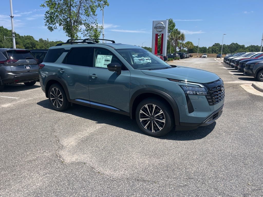 New 2026 Nissan Pathfinder Platinum