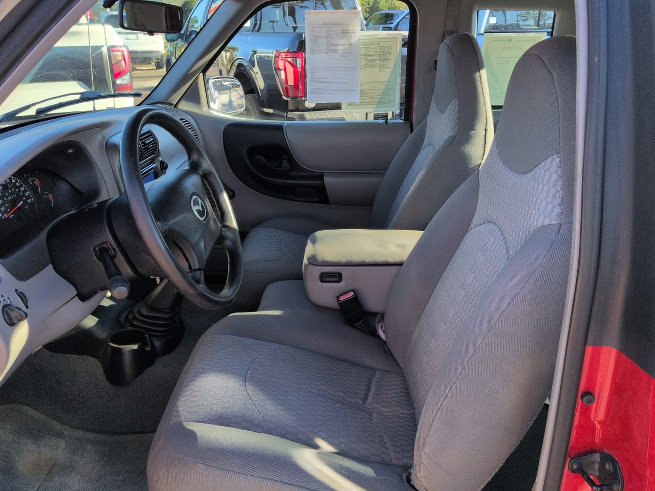 Used 2001 MAZDA B-Series Pickup 2WD Cab Plus B3000 image 13
