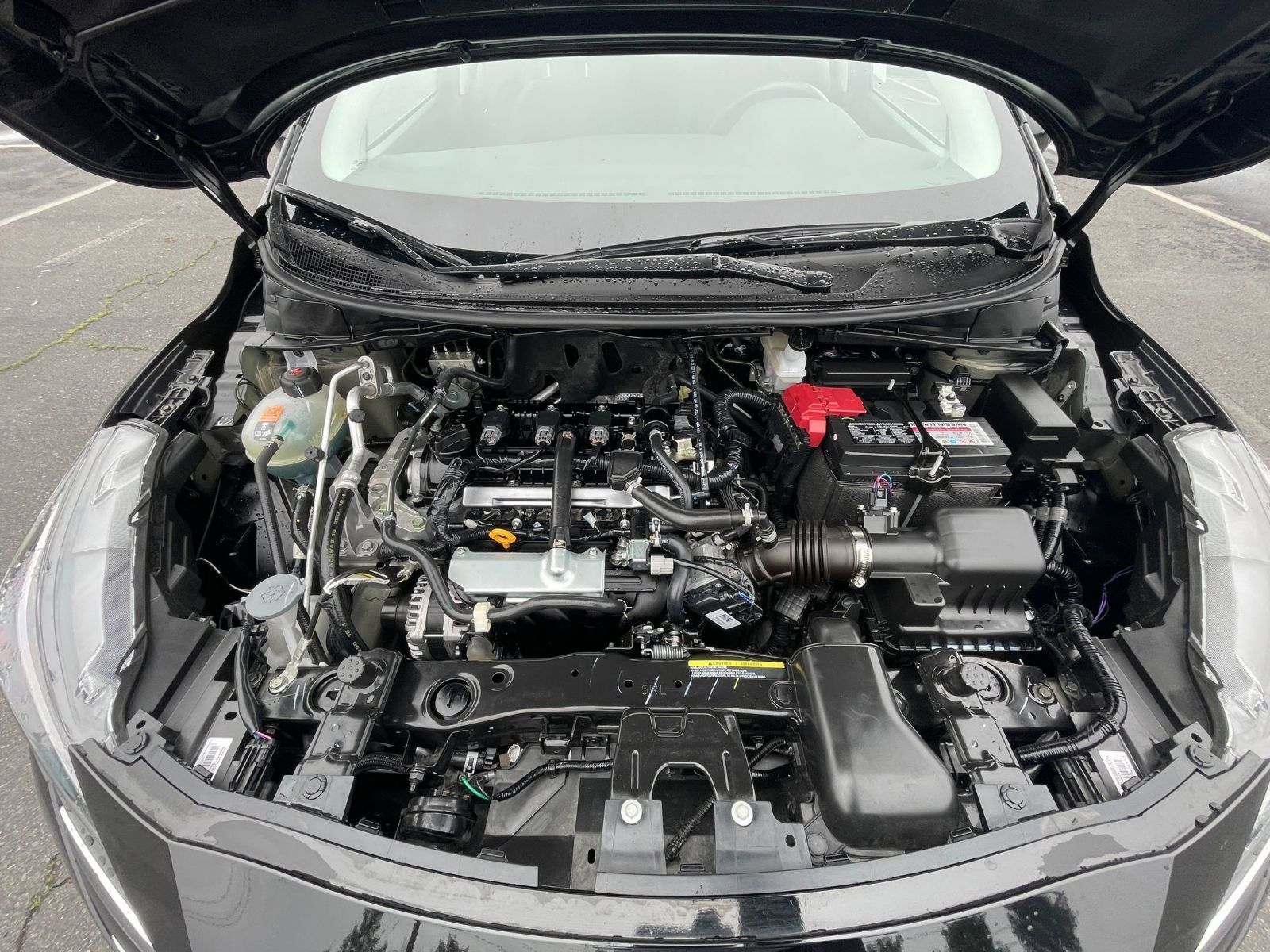 Used 2025 Nissan Versa SV image 27