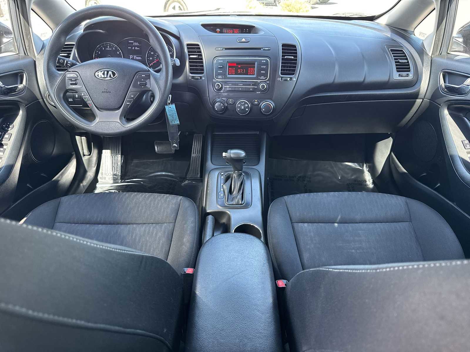 Used 2016 Kia Forte LX image 9