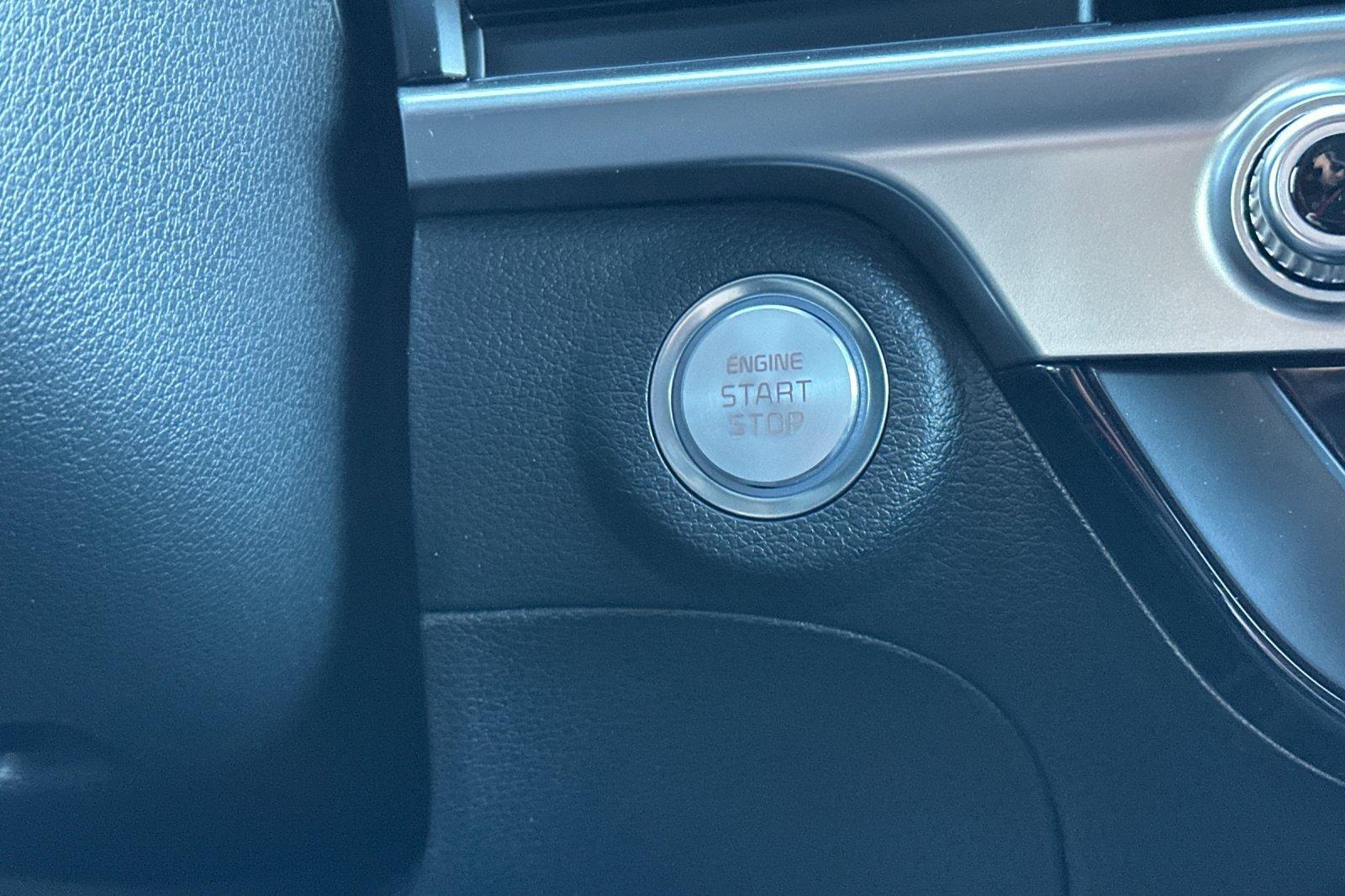 New 2025 Kia Telluride LX image 19