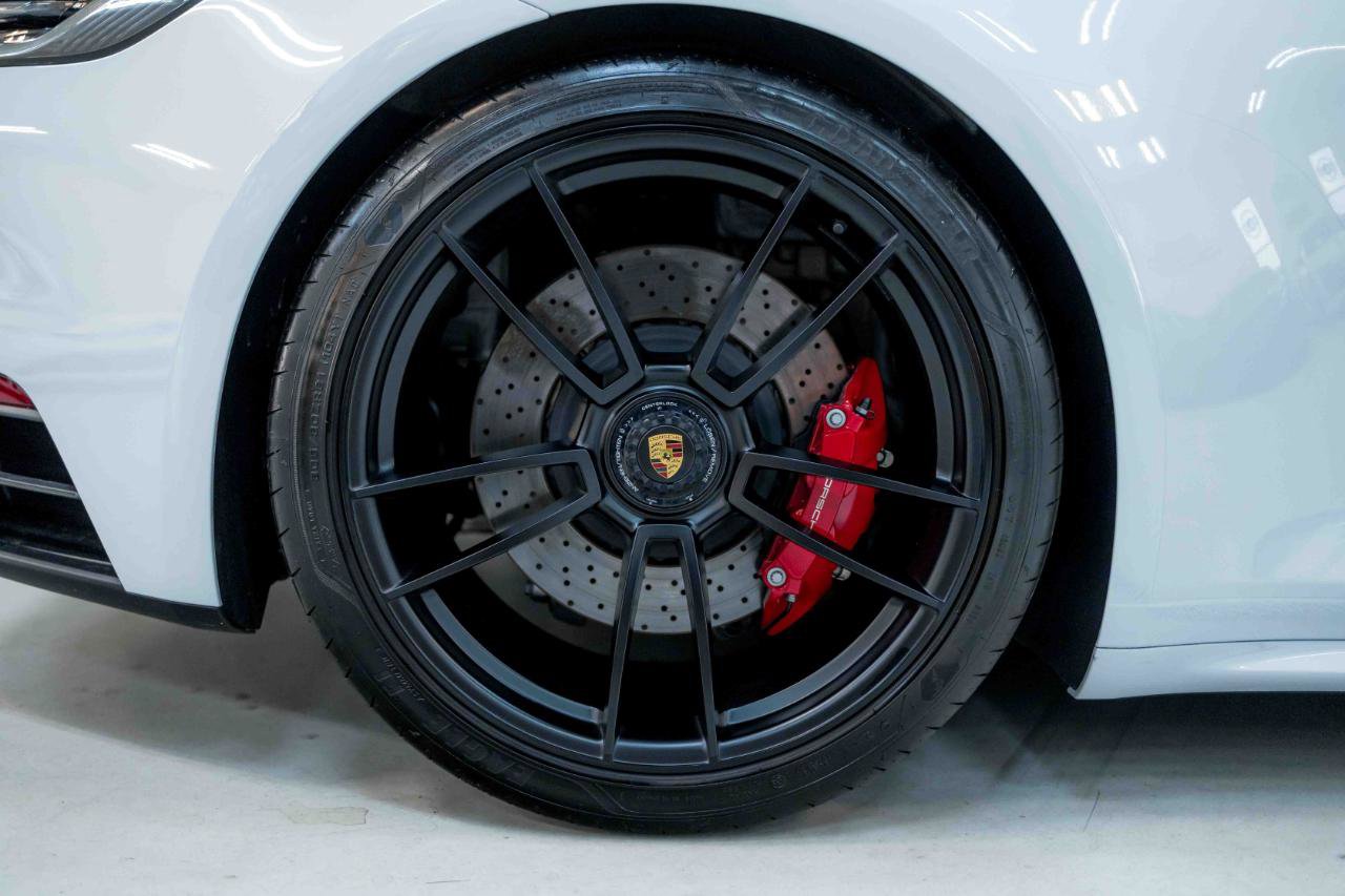 Used 2024 Porsche 911 Carrera GTS image 36