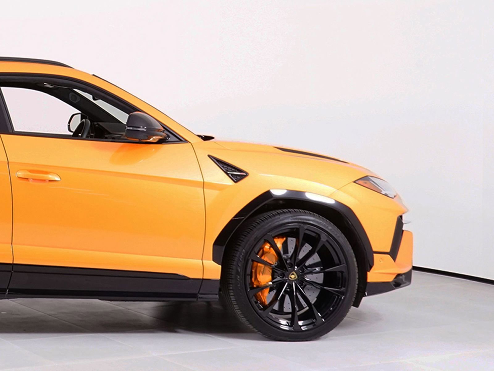 Used 2024 Lamborghini Urus S image 15