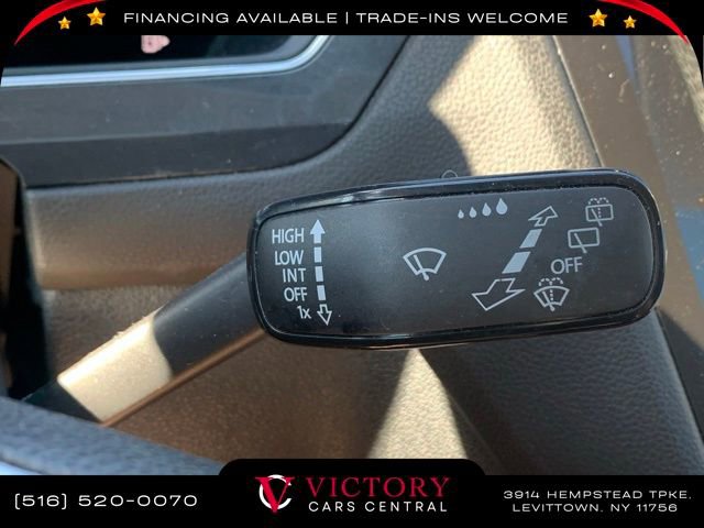 Used 2023 Volkswagen Tiguan S image 37