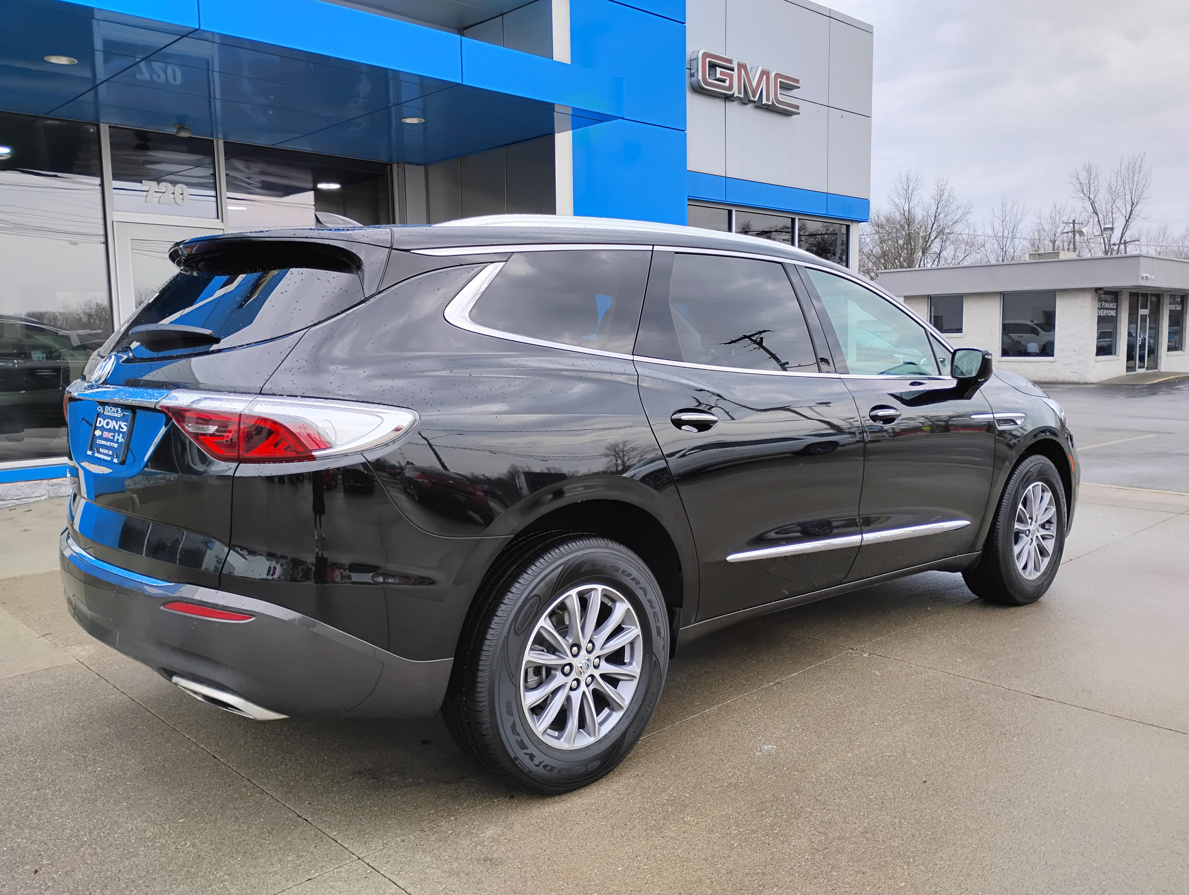 Used 2024 Buick Enclave Essence w/ Trailering Package, 5000 lbs. image 36