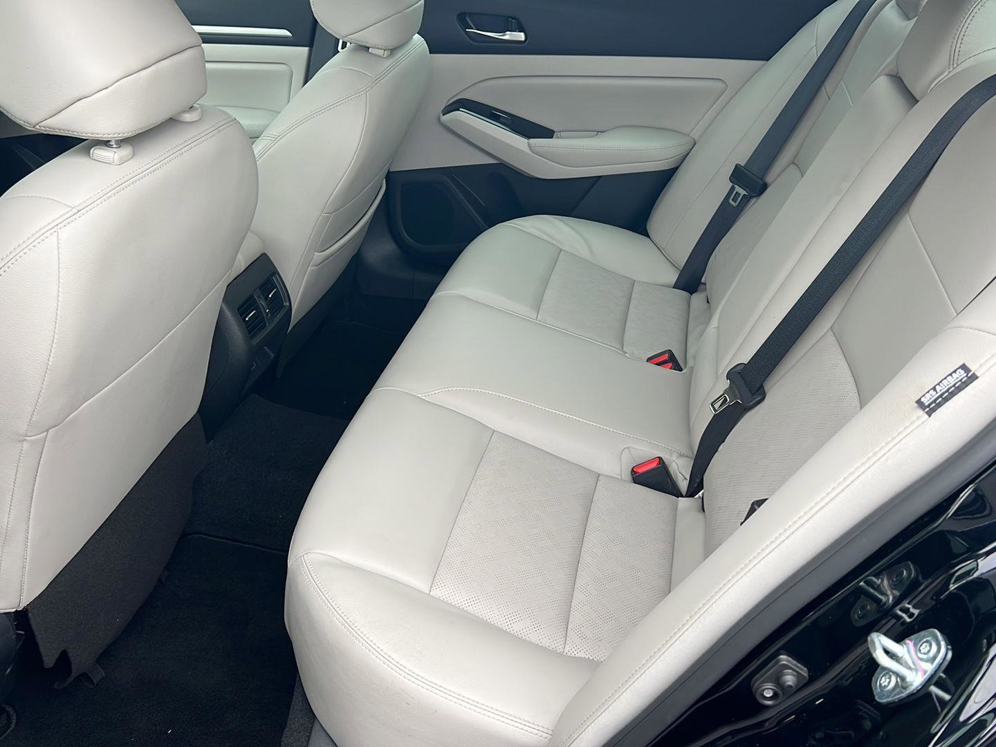 Used 2024 Nissan Altima 2.5 SL image 11