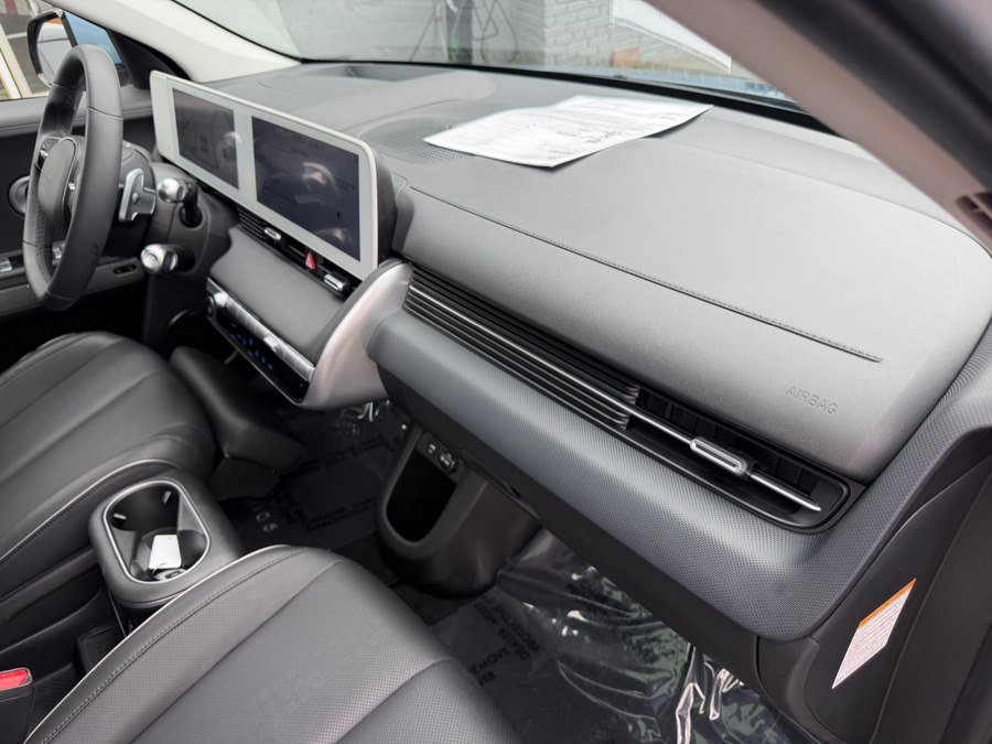 Used 2023 Hyundai Ioniq 5 Limited AWD/4WD image 36
