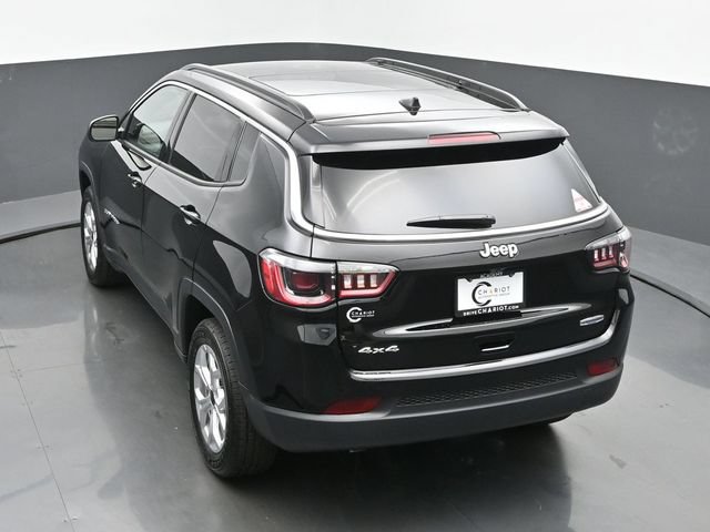 New 2025 Jeep Compass Latitude w/ Sun & Sound Group AWD/4WD image 41