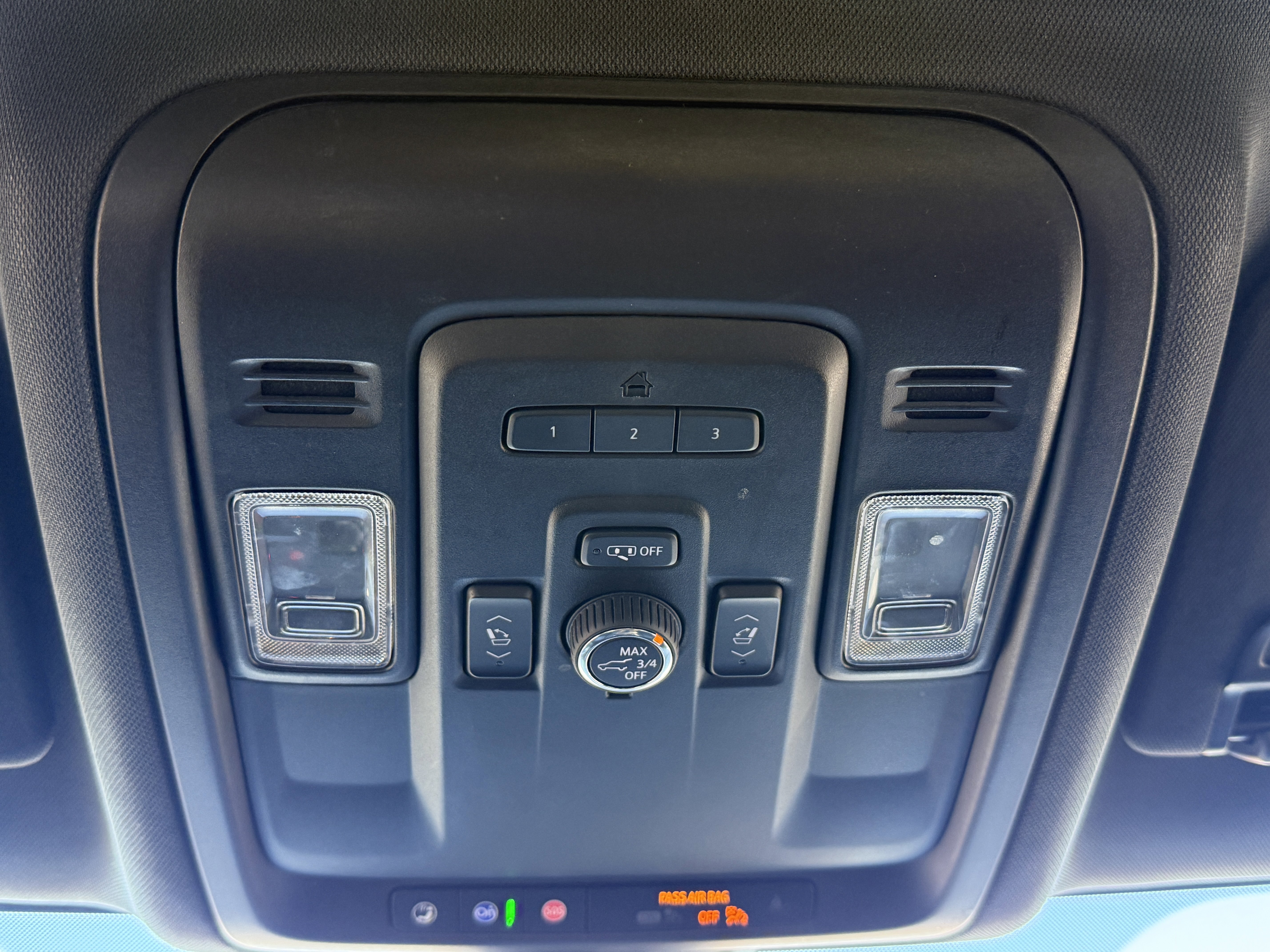 Used 2021 Chevrolet Suburban Premier image 40