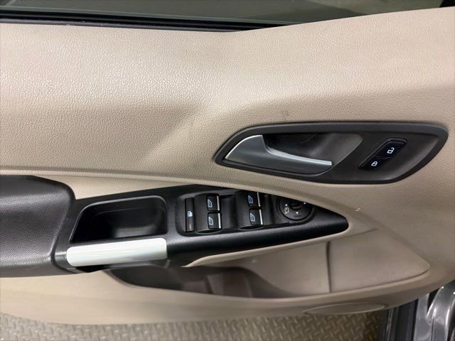 Used 2017 Ford Transit Connect XLT FWD image 15