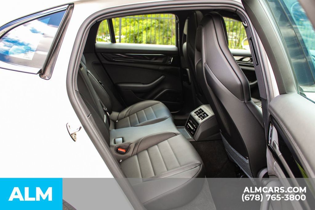 Used 2025 Porsche Panamera 4 image 19