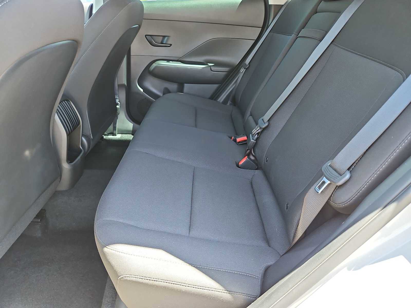 Certified 2024 Hyundai Kona SE FWD image 19