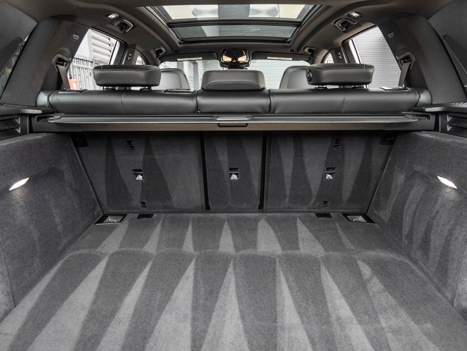 Used 2026 BMW X5 M60i w/ Climate Comfort Package image 40