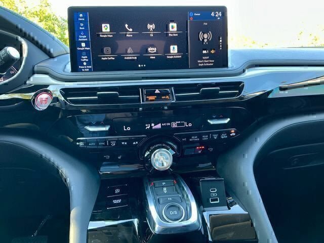 New 2026 Acura MDX w/ Technology Package FWD image 18