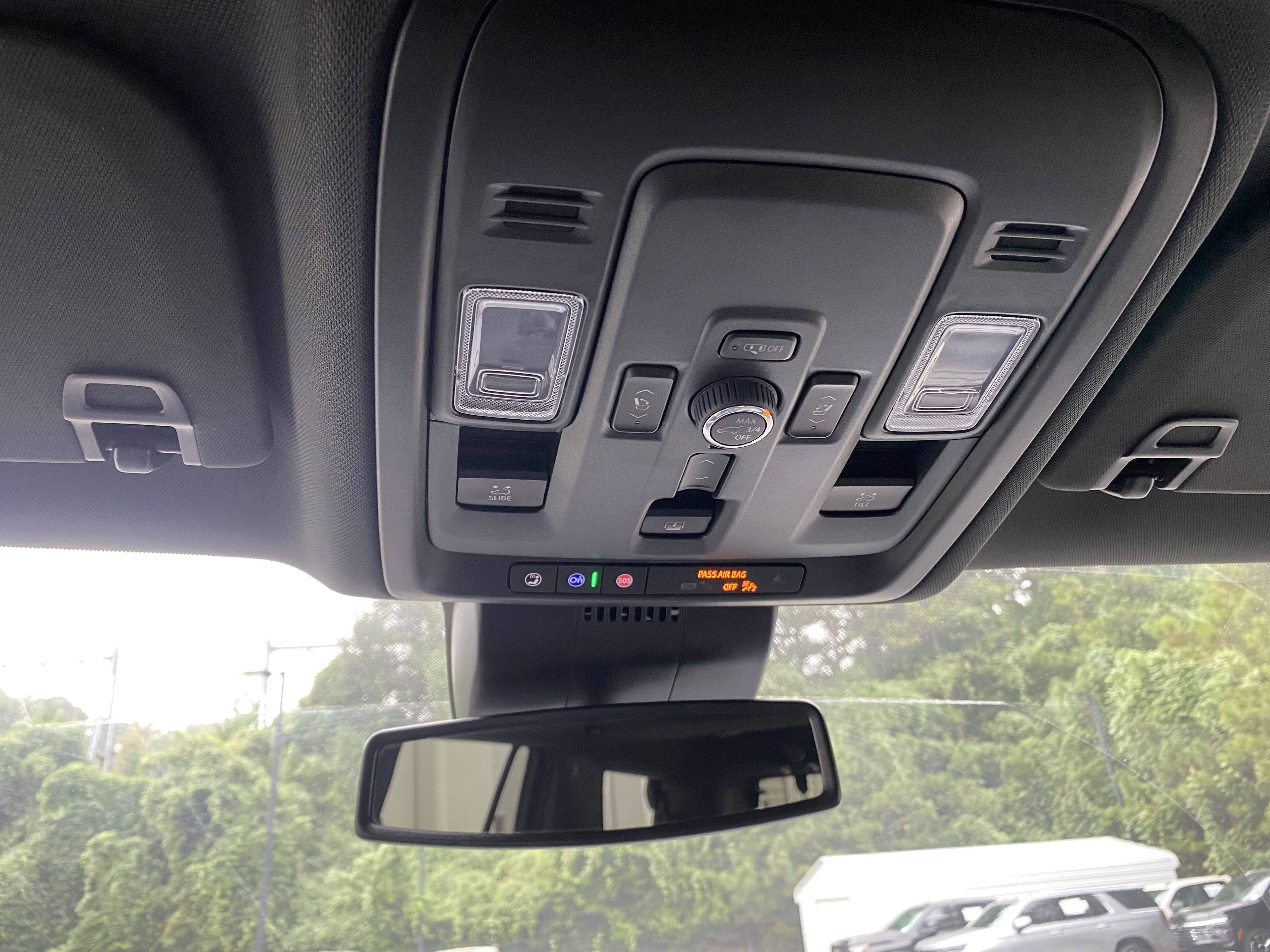 Used 2025 Chevrolet Tahoe Premier w/ Sun And Tow Package AWD/4WD image 33