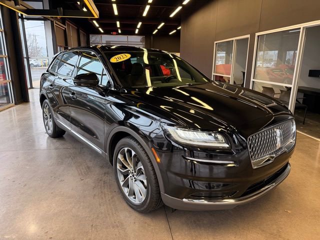 Used 2023 Lincoln Nautilus Reserve image 5