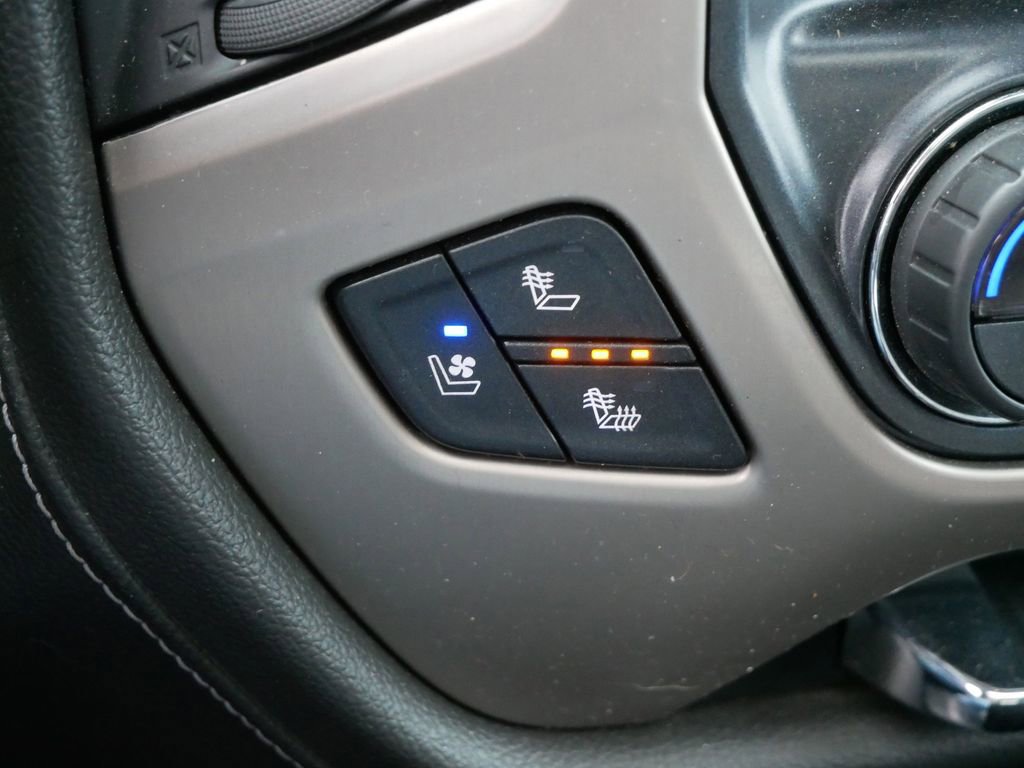 Used 2017 GMC Sierra 3500 Denali image 28