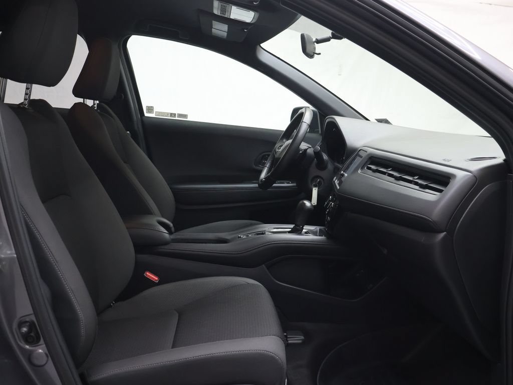 Used 2022 Honda HR-V Sport image 9