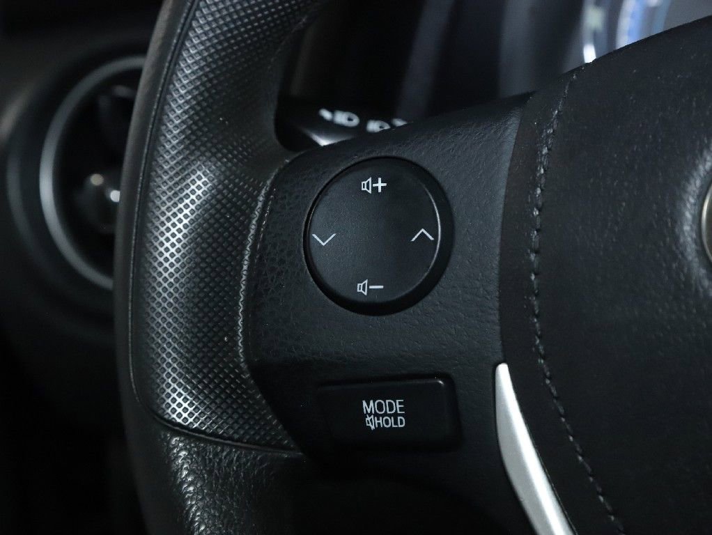Used 2019 Toyota Corolla LE FWD image 23