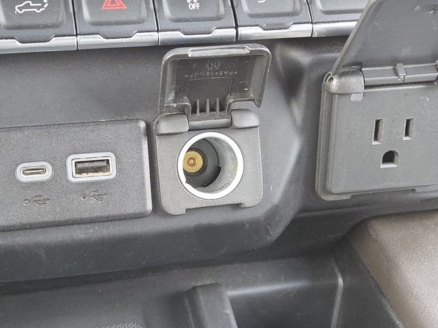 Used 2020 GMC Sierra 3500 Denali w/ Gooseneck/5TH Wheel Package image 9