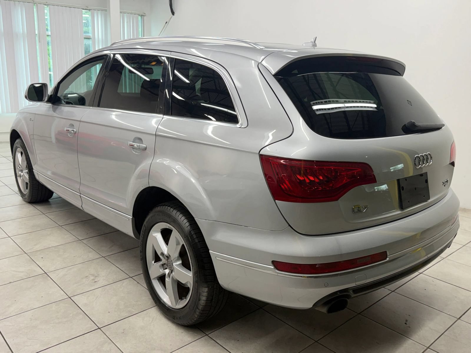 Used 2015 Audi Q7 3.0T Premium w/ Technology Package AWD/4WD image 7