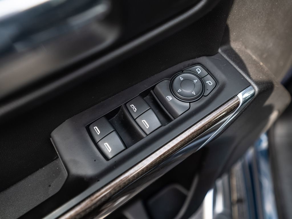 Used 2019 Chevrolet Silverado 1500 LT w/ All-Star Edition AWD/4WD image 26