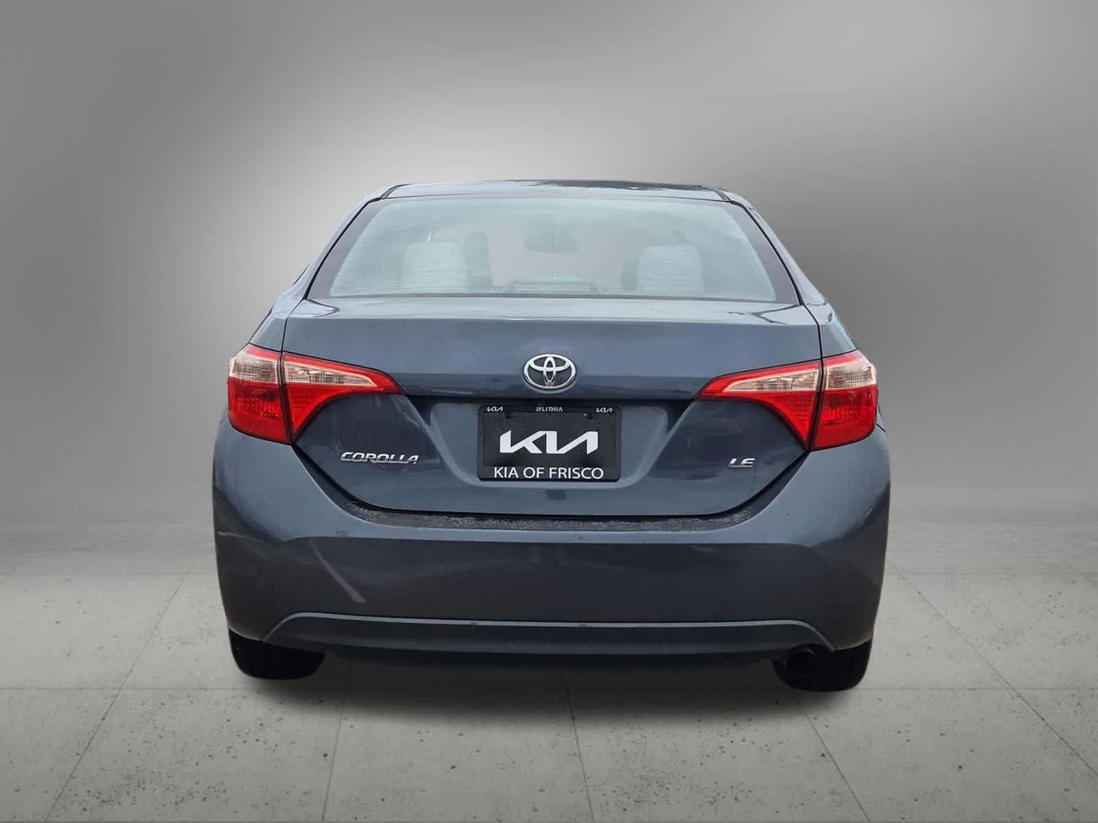 Used 2017 Toyota Corolla LE FWD image 5