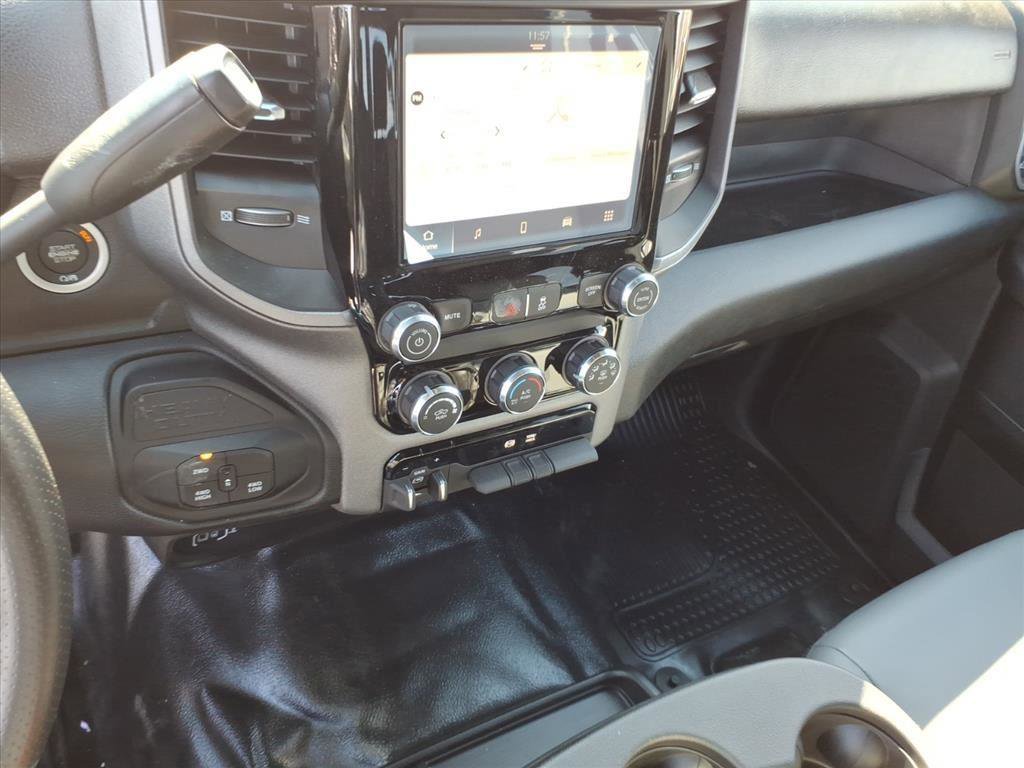 New 2026 RAM 3500 Tradesman w/ Chrome Appearance Group A AWD/4WD image 16