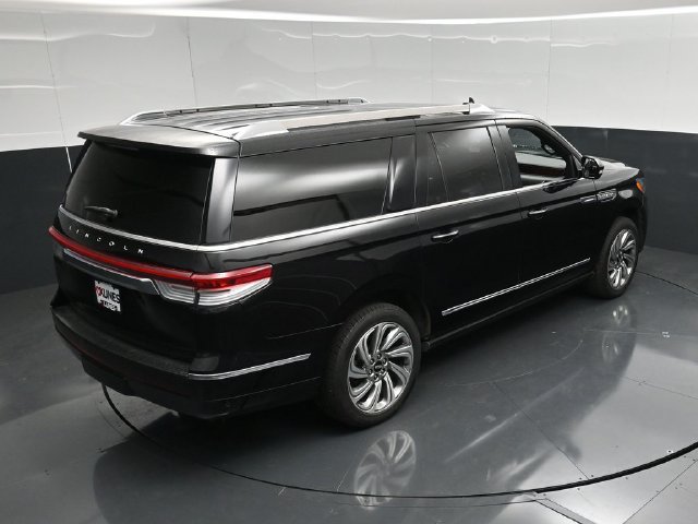 Used 2022 Lincoln Navigator L Reserve AWD/4WD image 53
