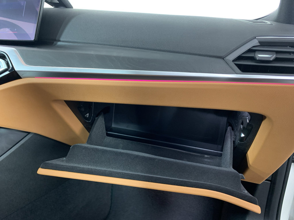 Used 2023 BMW 330e xDrive w/ Driving Assistance Package image 43