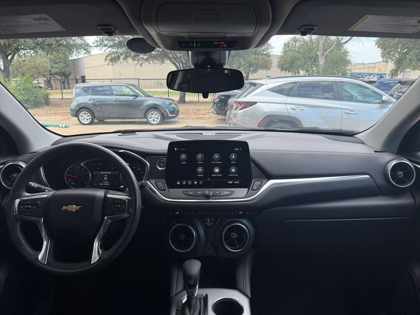 Used 2025 Chevrolet Blazer LT FWD image 35