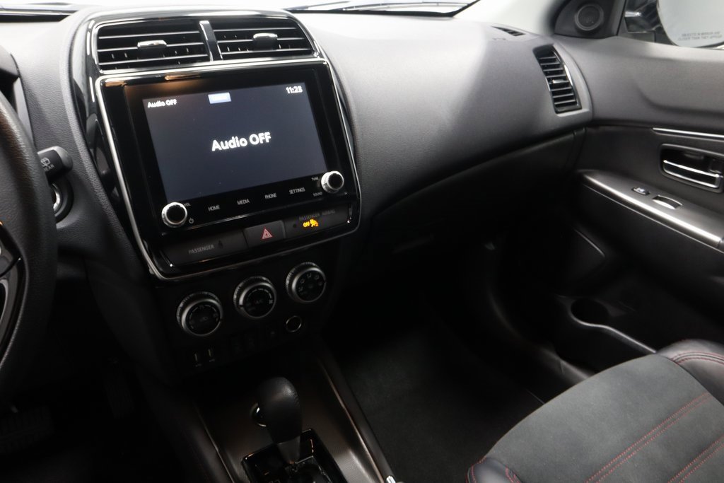 Used 2024 Mitsubishi Outlander Sport SE image 30