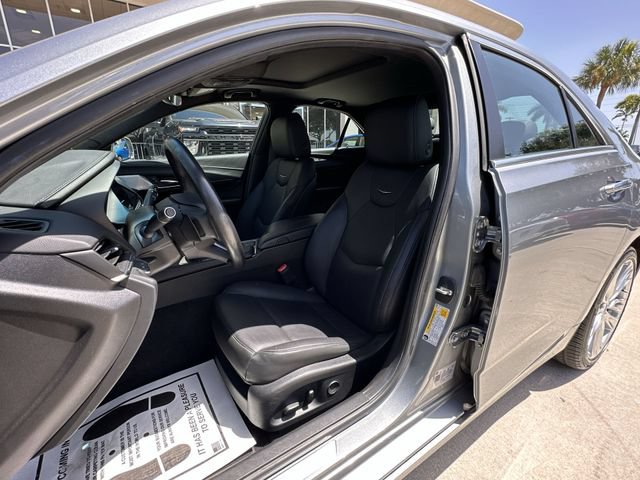 Used 2023 Cadillac CT4 Premium Luxury RWD image 19