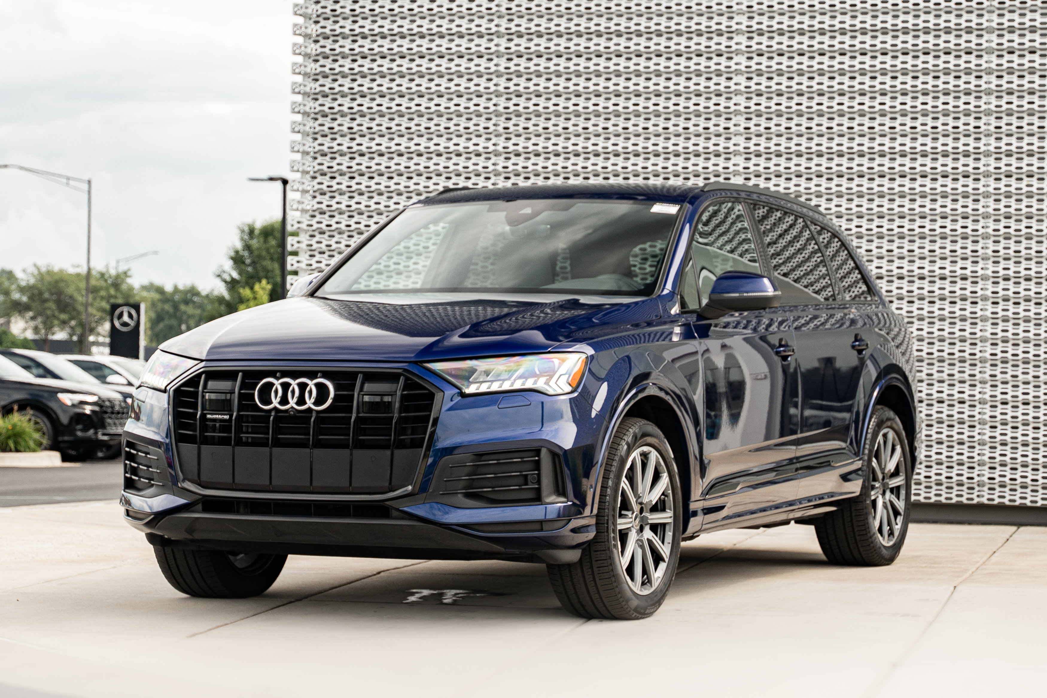 Certified 2024 Audi Q7 2.0T Premium Plus AWD/4WD image 7