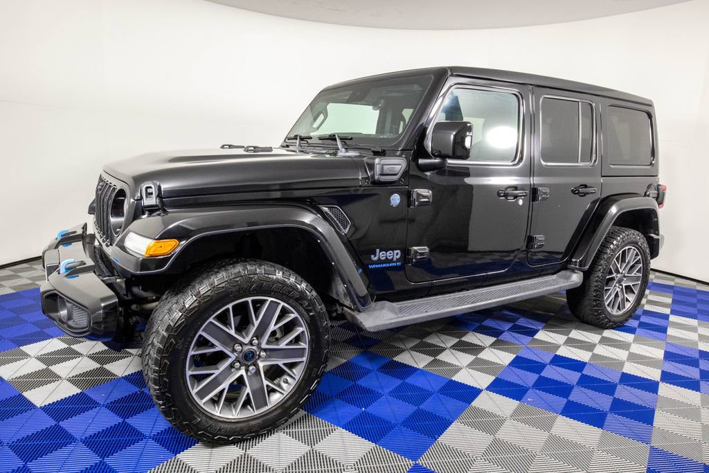 Used 2024 Jeep Wrangler High Altitude AWD/4WD image 1