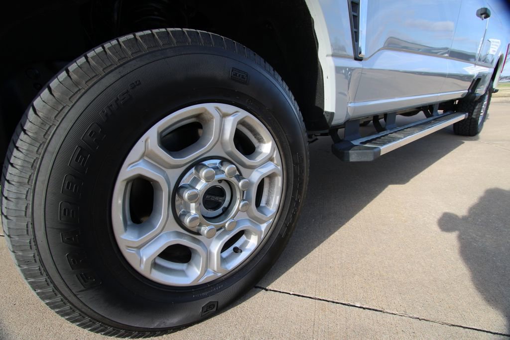 Used 2025 Ford F250 XLT image 10