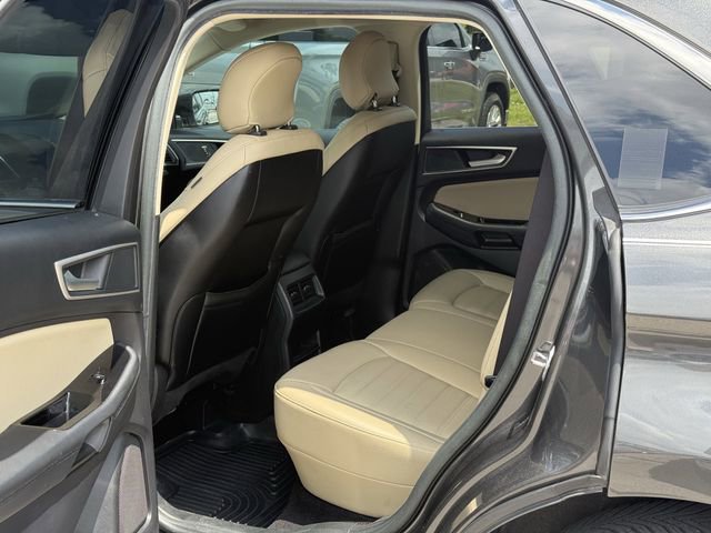 Used 2019 Ford Edge SEL w/ Equipment Group 201A FWD image 28