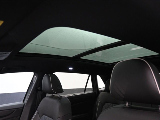 New 2025 Volkswagen Atlas Cross Sport SEL Premium R-Line image 10