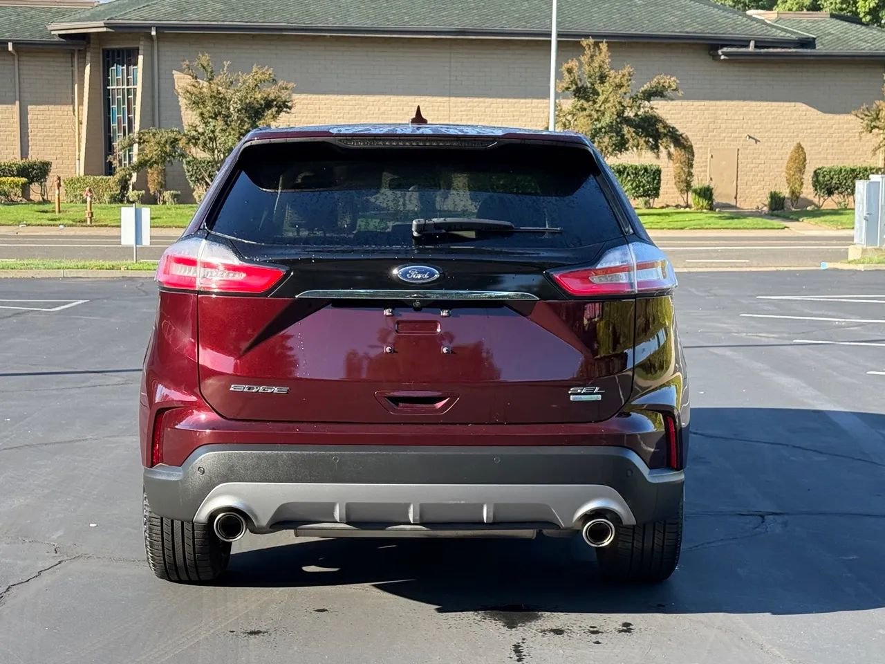 Used 2019 Ford Edge SEL w/ Equipment Group 201A image 6