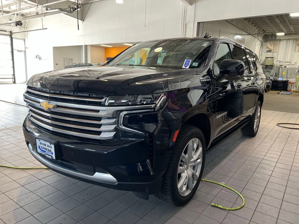 Used 2024 Chevrolet Suburban High Country image 34