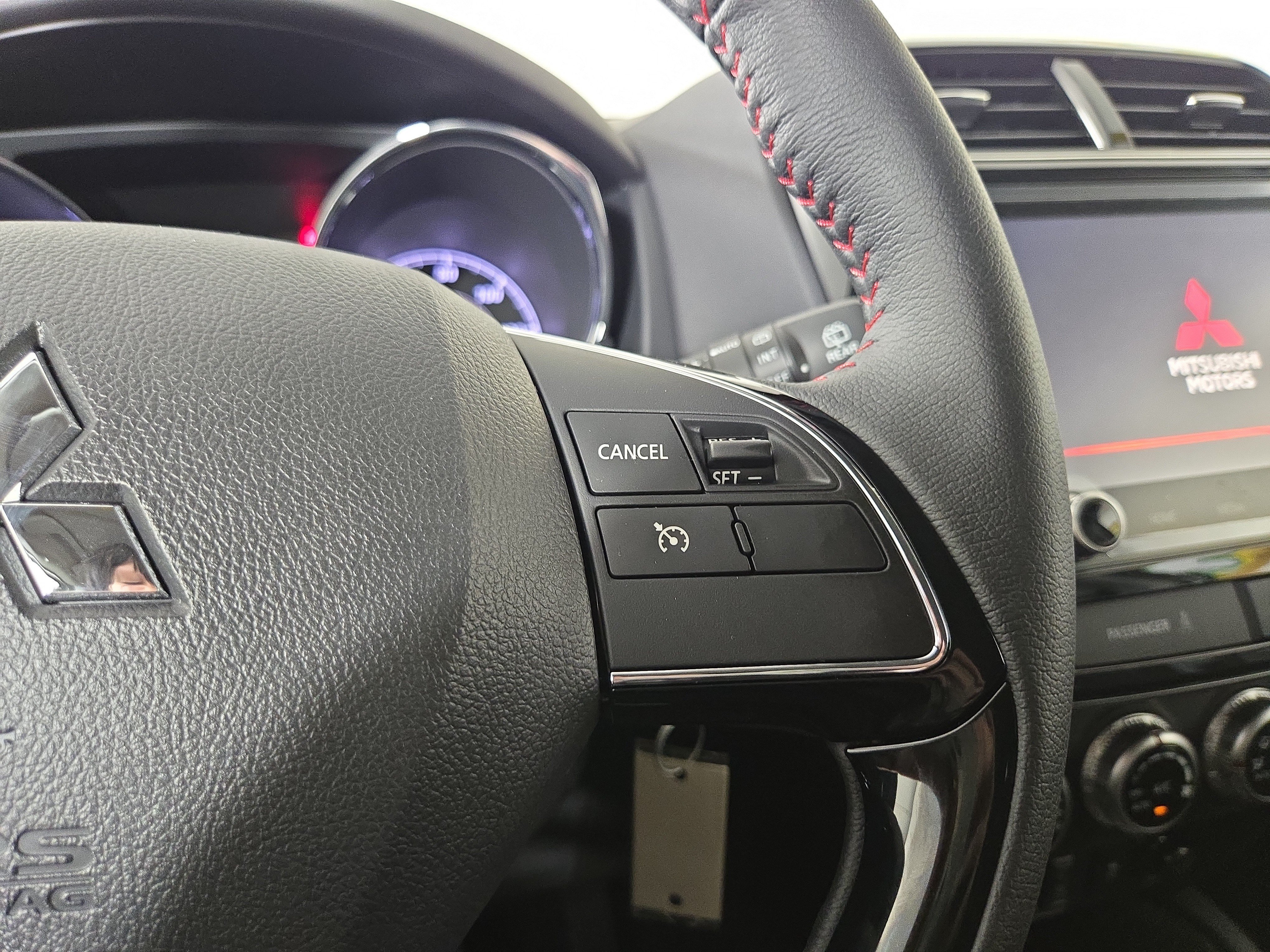 New 2026 Mitsubishi Outlander Sport LE AWD/4WD image 15