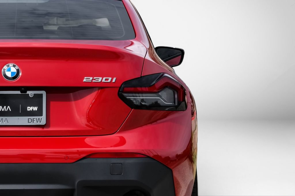 Used 2024 BMW 230i Coupe w/ Premium Package RWD image 43