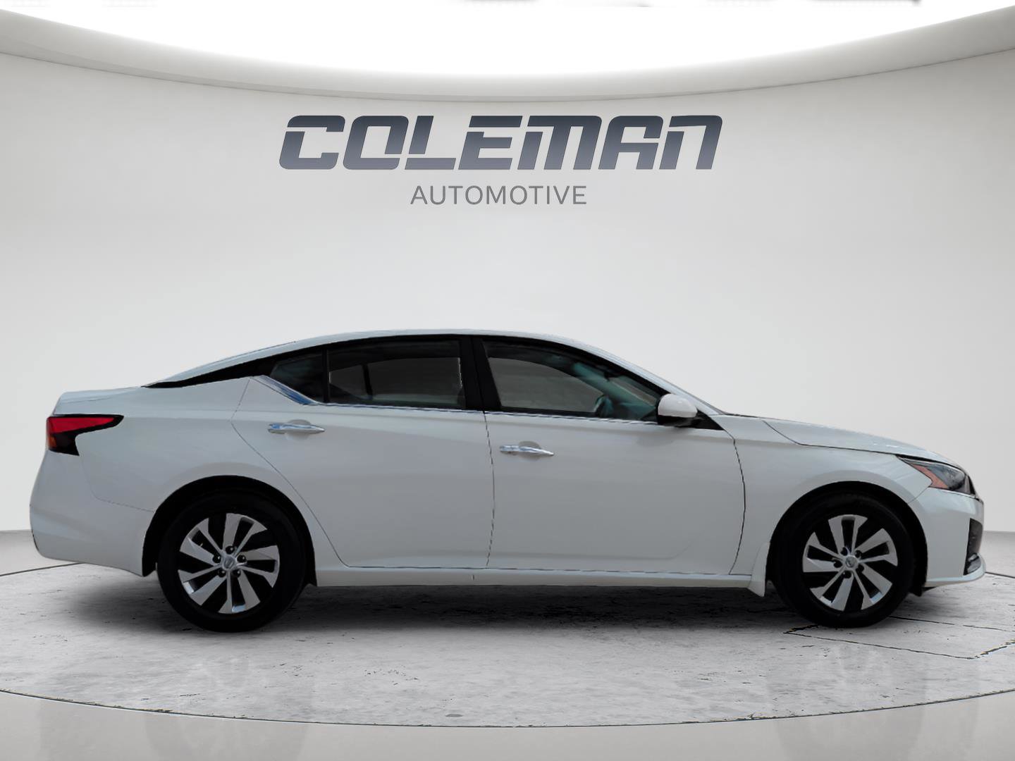 Used 2023 Nissan Altima 2.5 S image 5